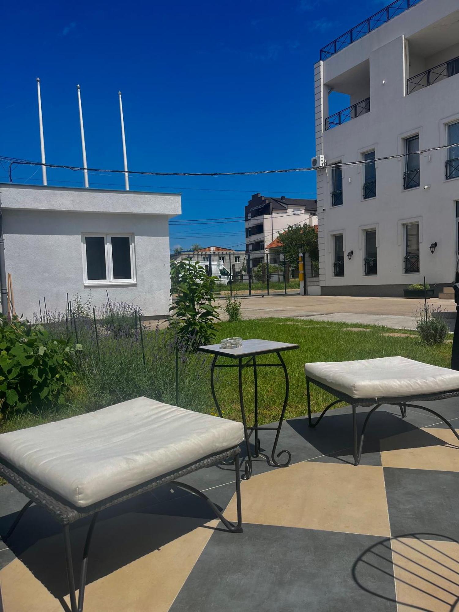 Minicity Inn Beograd Bagian luar foto